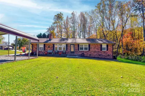 543 Ralphs Blvd, Gastonia, NC 28052