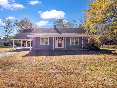 329 W Main St, Mooresboro, NC 28114