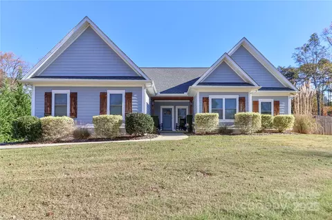 119 Oasis Dr, Mooresville, NC 28117