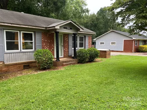 5331 Chicopee Dr, Mint Hill, NC 28227