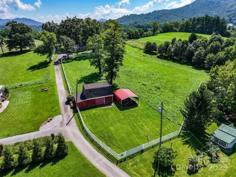 134 Lone Oak Dr, Clyde, NC 28721 photo 46