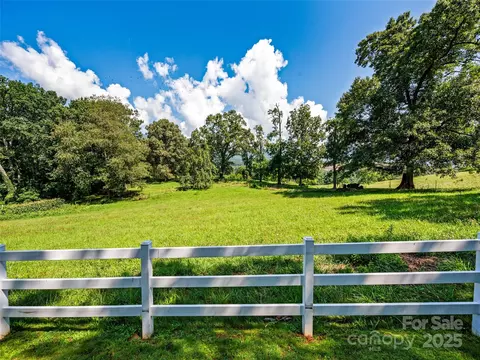 134 Lone Oak Dr, Clyde, NC 28721 photo 41