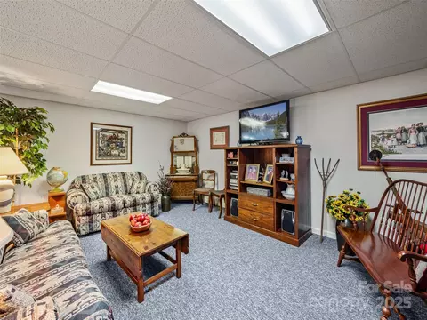 134 Lone Oak Dr, Clyde, NC 28721 photo 23