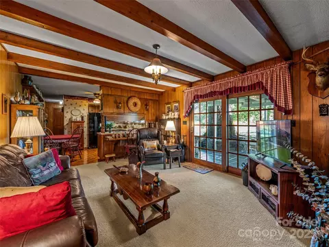 134 Lone Oak Dr, Clyde, NC 28721 photo 10
