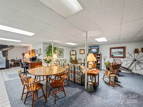 134 Lone Oak Dr, Clyde, NC 28721 photo 24