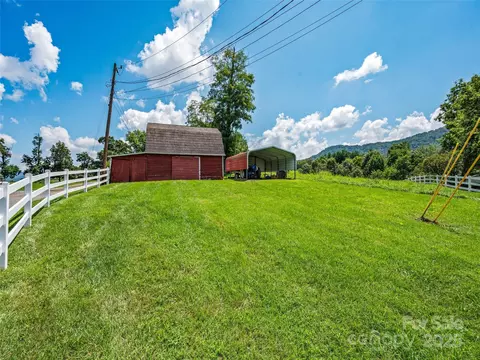 134 Lone Oak Dr, Clyde, NC 28721 photo 48