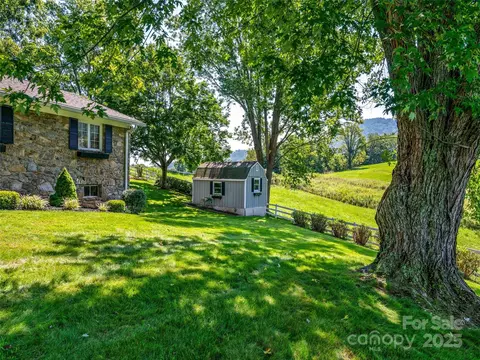 134 Lone Oak Dr, Clyde, NC 28721 photo 36