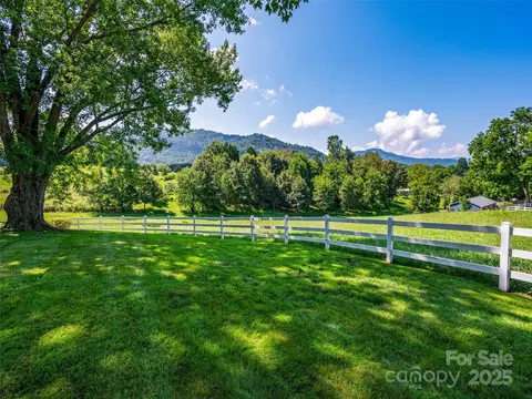 134 Lone Oak Dr, Clyde, NC 28721 photo 35