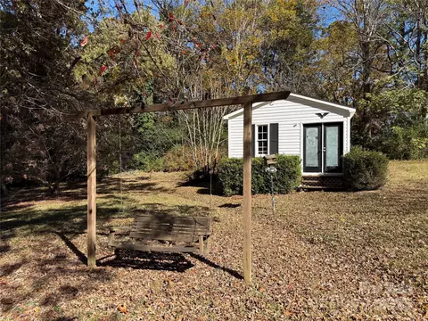 Exterior - 110 Forest Dr, Locust, NC 28097 photo 4 of 5