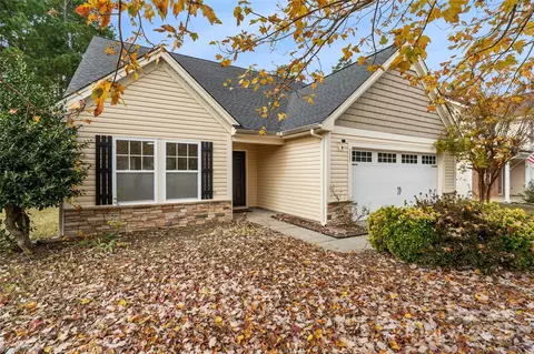 111 Emily Crest Ln, Rock Hill, SC 29730