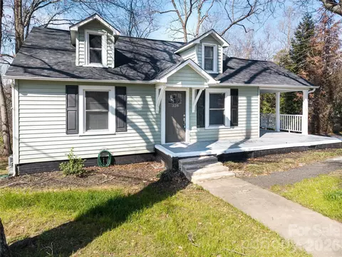 328 11th Sw St SW, Hickory, NC 28602