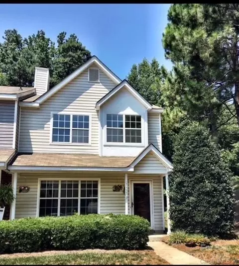 3135 Brockhampton Ct, Charlotte, NC 28269