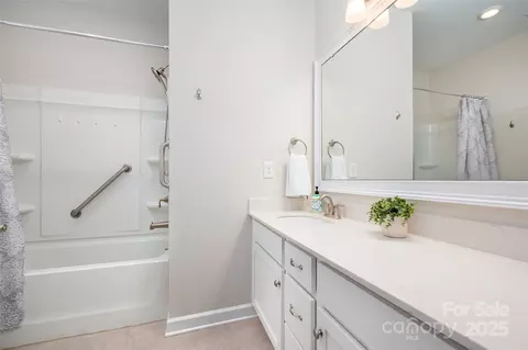 Bath - 1899 Tranquility Blvd, Lancaster, SC 29720 photo 2 of 2