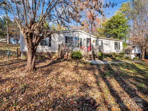 Exterior - 3970 Silver Trl, Morganton, NC 28655 photo 9 of 10