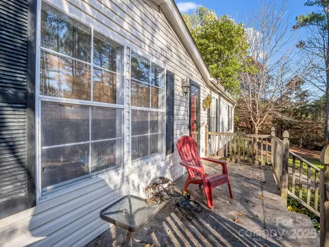 Exterior - 3970 Silver Trl, Morganton, NC 28655 photo 6 of 10