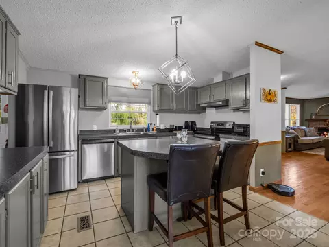 Kitchen - 3970 Silver Trl, Morganton, NC 28655 photo 1 of 4