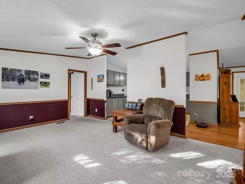 Living - 3970 Silver Trl, Morganton, NC 28655 photo 4 of 5