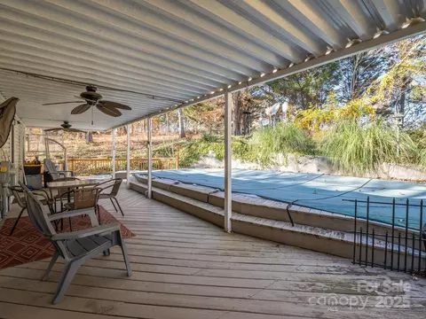 Exterior - 3970 Silver Trl, Morganton, NC 28655 photo 8 of 10
