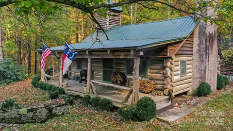 4189 Bristol Pl, Collettsville, NC 28611
