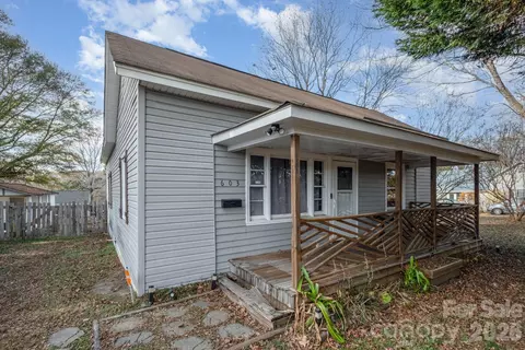 603 Old North Main St, Clover, SC 29710
