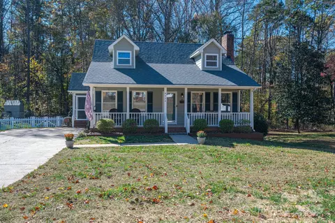 4572 Huntington Dr, Gastonia, NC 28056