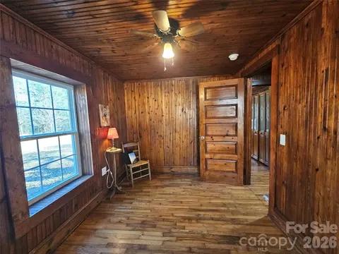 Bedroom - 114 Beacon Hl, Ellenboro, NC 28040 photo 2 of 4