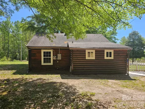Exterior - 114 Beacon Hl, Ellenboro, NC 28040 photo 3 of 4