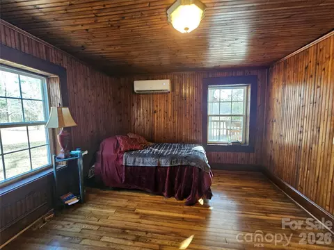 Bedroom - 114 Beacon Hl, Ellenboro, NC 28040 photo 3 of 4