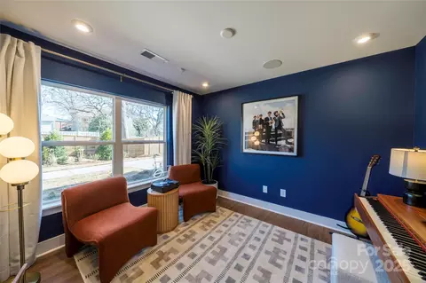 7007 Impulse Ct, Charlotte, NC 28205 photo 2