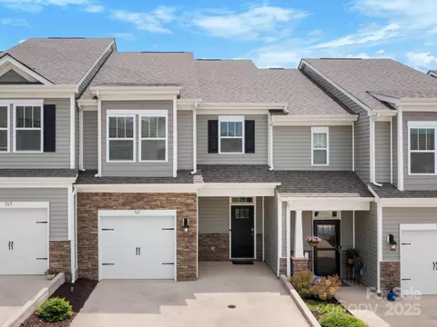 567 Big Sur Loop, Asheville, NC 28806
