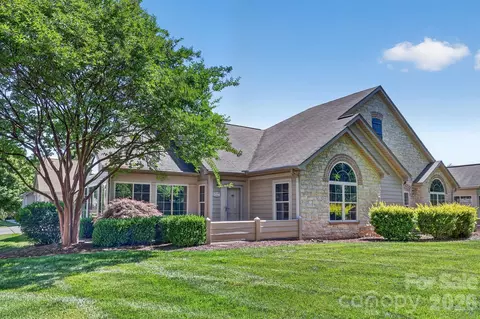 3546 S Bank Ct, Matthews, NC 28105