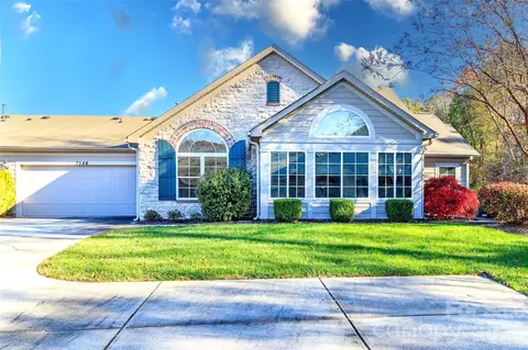 3546 S Bank Ct, Matthews, NC 28105