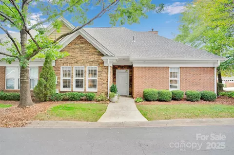 2742 Circa Dr, Matthews, NC 28105