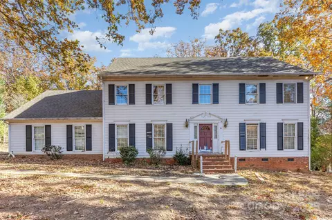 9208 Willowglen Trl, Charlotte, NC 28215