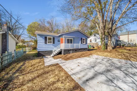 801 Pennsylvania Ave, Charlotte, NC 28216