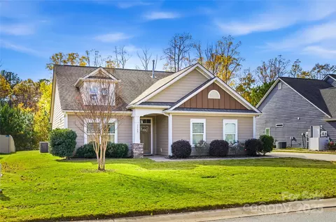 Exterior - 3168 Delaware Dr, Denver, NC 28037 photo 2 of 8