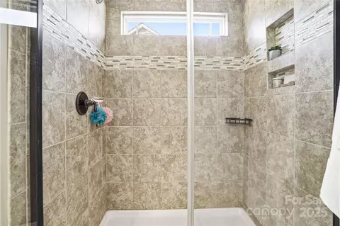 Bath - 3168 Delaware Dr, Denver, NC 28037 photo 2 of 4
