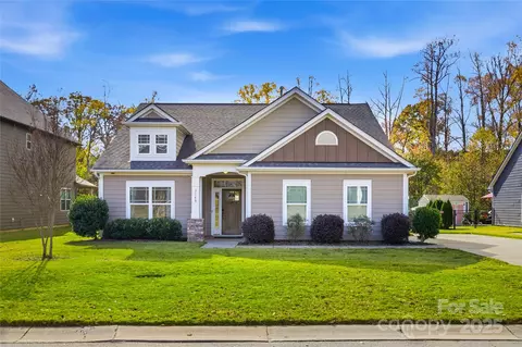 3168 Delaware Dr, Denver, NC 28037
