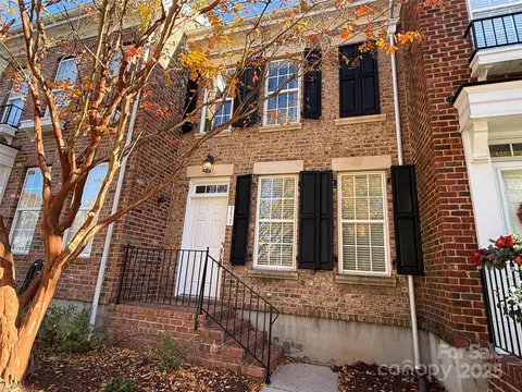 171 Quarter Ln, Mooresville, NC 28117