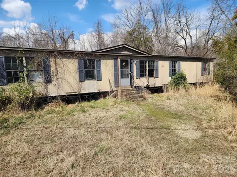 4339 Angel Hill Dr, Newton, NC 28658