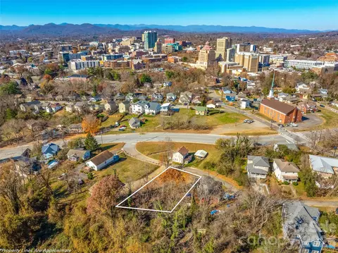 225 S Beaumont St, Asheville, NC 28801