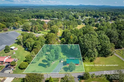 View/Area - 111 Baxter St, Morganton, NC 28655 photo 1 of 4
