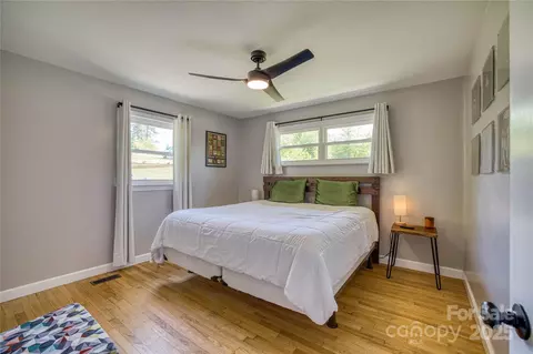Bedroom - 111 Baxter St, Morganton, NC 28655 photo 2 of 3