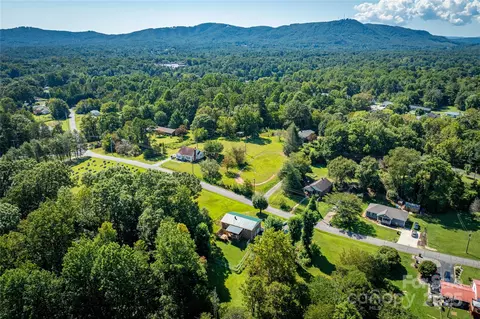 View/Area - 111 Baxter St, Morganton, NC 28655 photo 3 of 4