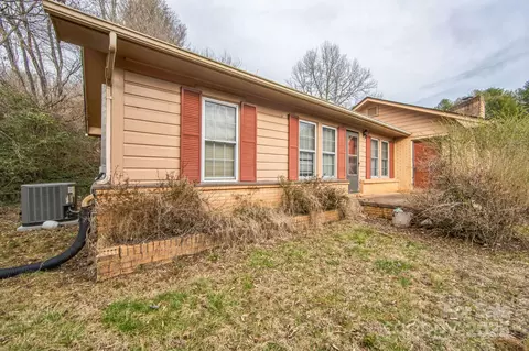 247 Speedwell Acres Rd, Cullowhee, NC 28723