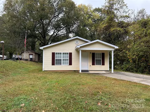 1208 W Walnut Ave, Gastonia, NC 28052