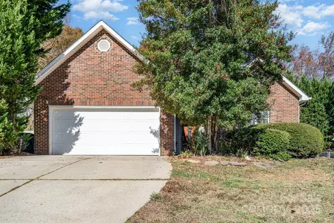 315 Tamarack Dr, Matthews, NC 28104