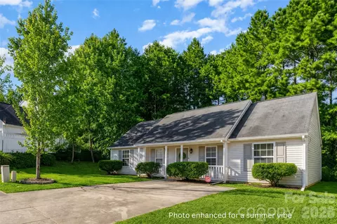 7616 Silver Arrow Dr, Charlotte, NC 28273