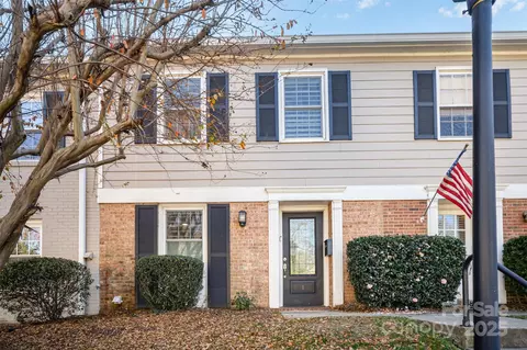 4611 Hedgemore I Dr #I, Charlotte, NC 28209