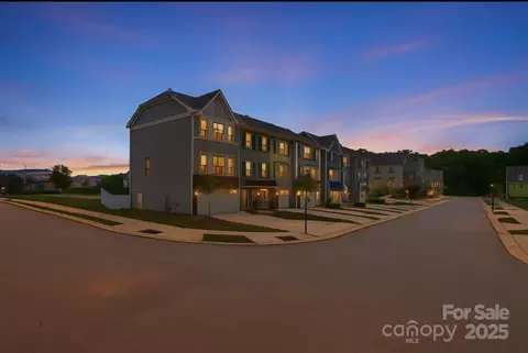 105 Helm B Ln #B, Mooresville, NC 28117